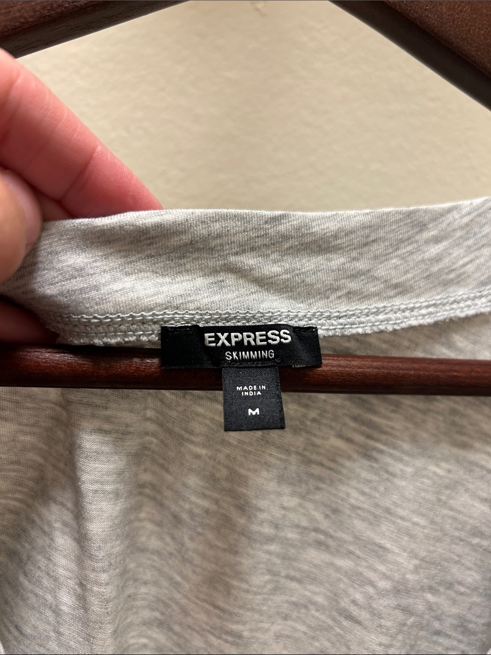Express Light Gray V-Neck Tank Top - Picture 3 of 3